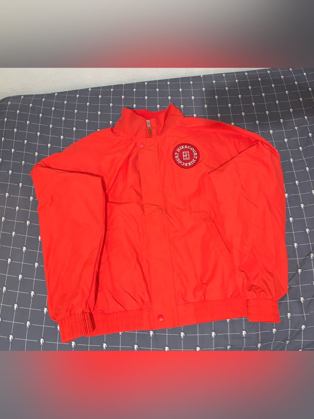 NikeCourt Heritage Men's Tennis Jacket Chile Red Loose Fit Size: Small